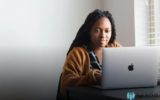 How to Handle Office Politics: Master the Art Effortlessly