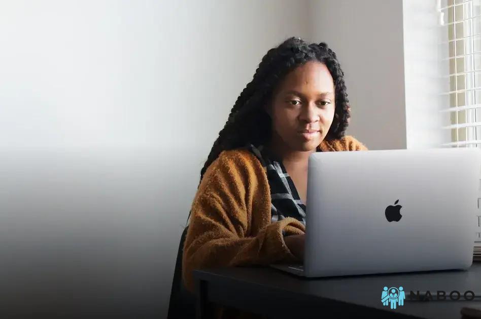 How to Handle Office Politics: Master the Art Effortlessly