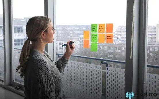 How to Set Boundaries at Work: Boost Productivity & Harmony